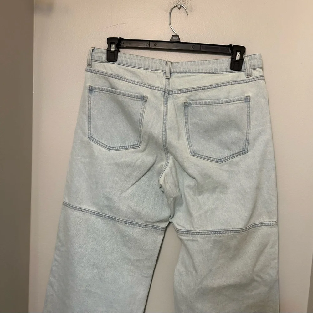 Forever 21 Women 30 Mom Low‎ Rise Light Wash Denim Baggy Buckled Jeans EUC Boho